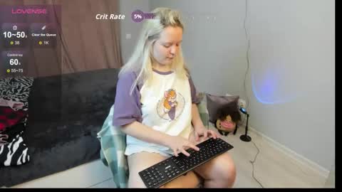 rosethomas_ online show from 11/08/25, 06:40