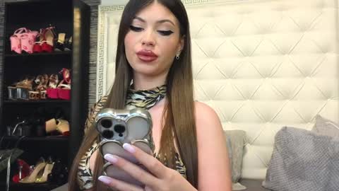 Gabriela online show from 01/22/25, 06:52