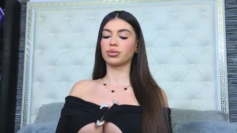 Gabriela online show from 02/16/26, 06:20