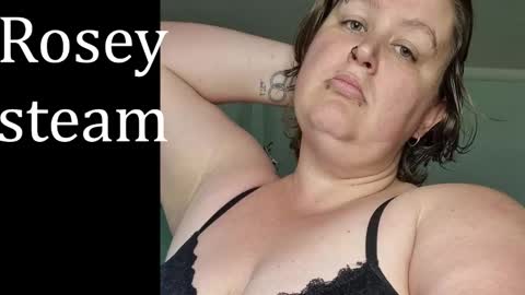 Snapshot of rosey231357695 chatting on 09/16/25, 07:53 Rosey online show from 09/16/25, 07:53