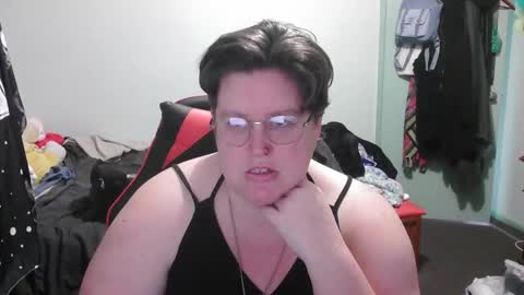 Snapshot of rosey231357695 chatting on 10/07/25, 01:47 Rosey online show from 10/07/25, 01:47