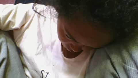 rosia685234 online show from 10/05/25, 05:22