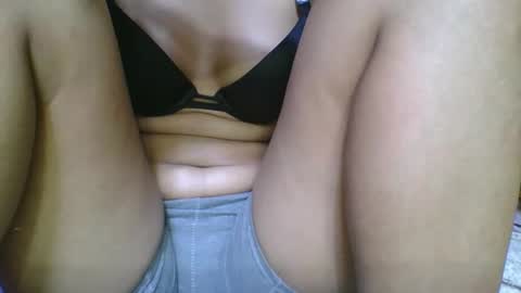 rosia685234 online show from 11/27/25, 05:04