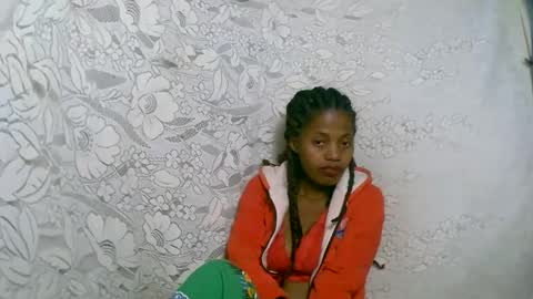 rosia online show from 10/08/25, 02:20