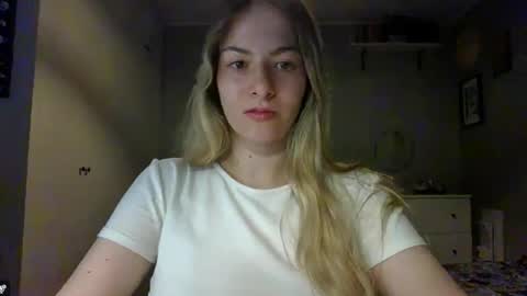 Rosie online show from 10/06/25, 06:44