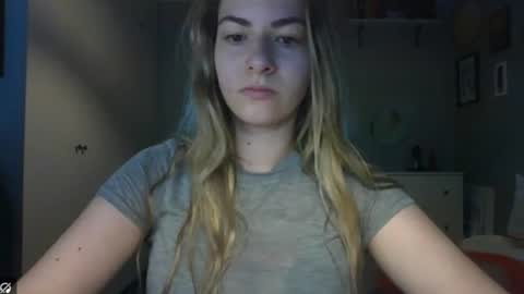 Snapshot of rosie_june chatting on 07/16/26, 06:41 Rosie online show from 07/16/26, 06:41