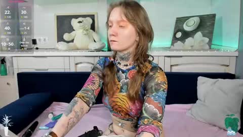 Rose  online show from 04/27/26, 09:18