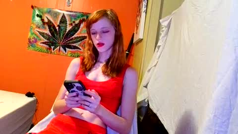 Rosieneko2033 online show from 09/27/25, 07:02