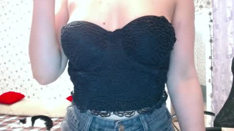 Rosie is waiting for YOU online show from 02/28/25, 04:10