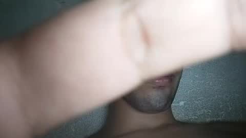 Snapshot of roskof69 chatting on 02/09/25, 05:50 Ribuu online show from 02/09/25, 05:50