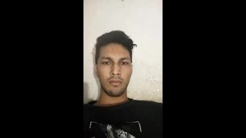 Snapshot of roskof69 chatting on 03/10/25, 08:37 Ribuu online show from 03/10/25, 08:37