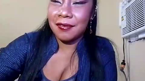 Snapshot of rosmerynava chatting on 03/08/25, 04:23 rosmerynavarro online show from 03/08/25, 04:23