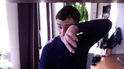 RossCollab online show from 12/18/25, 01:39