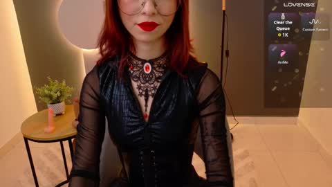 Miss Rosse online show from 10/18/25, 03:13