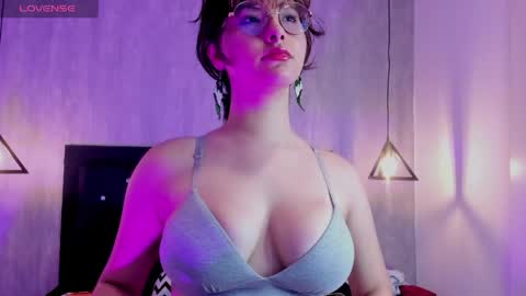 rosse  garden online show from 05/26/26, 12:01