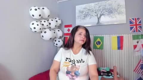 Snapshot of rosse_milf1 chatting on 07/13/26, 12:30 rosse_milf1 online show from 07/13/26, 12:30