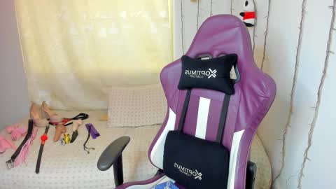 ROSSE DEMOND  online show from 03/19/26, 08:02