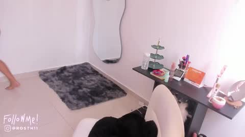 Im Ross   online show from 02/18/25, 02:16