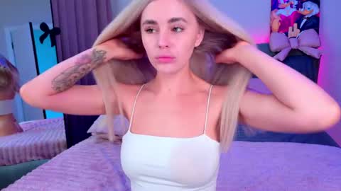 Snapshot of rossy_x_ chatting on 06/19/26, 11:41 Rossy 630 pm - 230 am online show from 06/19/26, 11:41