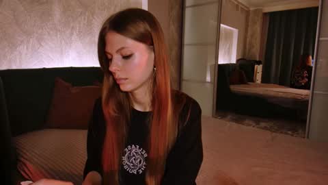 rosy_black_ online show from 02/03/25, 05:24