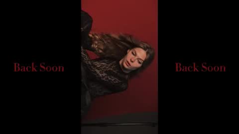 rosy_black_ online show from 11/17/25, 05:08