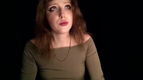 rosy_petal online show from 11/08/25, 11:43