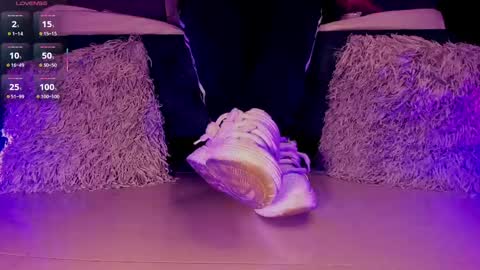 rosyejones online show from 11/20/25, 03:07