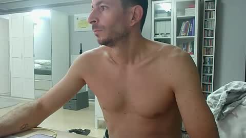 roubarixx online show from 10/13/25, 07:19