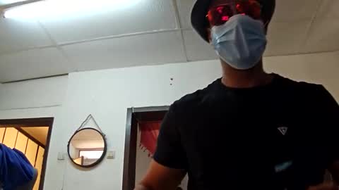 round1fiight online show from 10/11/25, 11:53