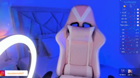    online show from 01/02/25, 01:38