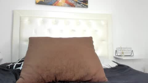 rouse_sexy_hotxx77 online show from 11/27/25, 02:02