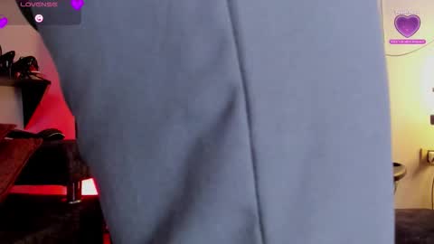 Snapshot of rouse_xoxo chatting on 03/01/26, 04:42 sofia online show from 03/01/26, 04:42