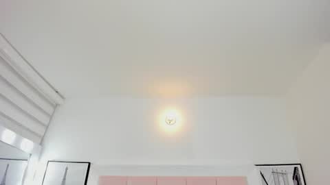 Valeria online show from 11/07/25, 07:19