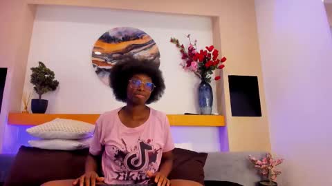 rouselux online show from 02/19/26, 09:00