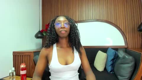 rouselux online show from 03/02/26, 11:50