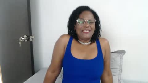 luxa online show from 03/03/25, 01:31