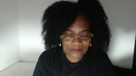 luxa online show from 11/17/25, 11:10