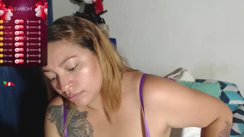 Snapshot of rousse_ellise1 chatting on 06/04/26, 12:38 rousse online show from 06/04/26, 12:38