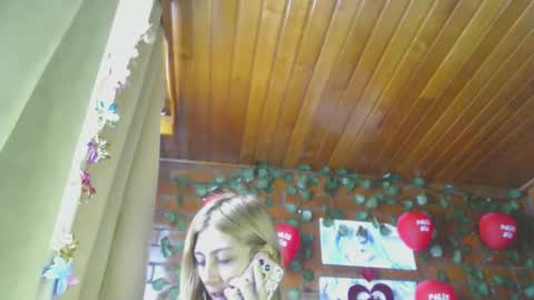 Daniela Ferreira online show from 02/12/26, 01:28