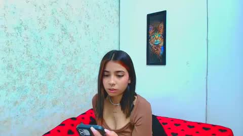 rousse_violet online show from 03/08/25, 10:24