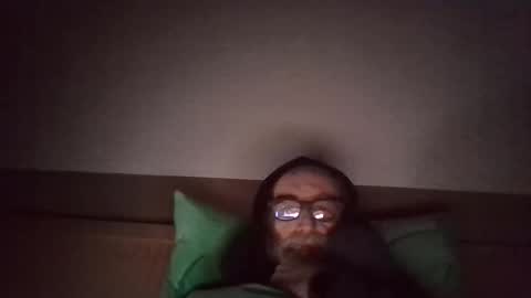 Snapshot of routi chatting on 03/03/25, 11:03 routi97 online show from 03/03/25, 11:03