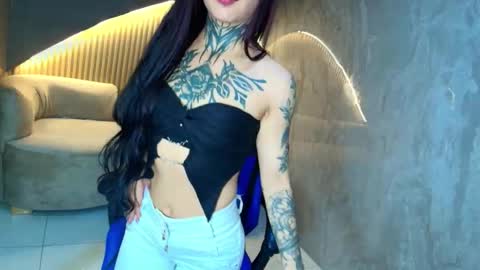 Roux  online show from 11/23/25, 07:46