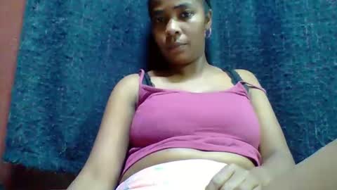Snapshot of rovaelyah chatting on 09/23/25, 05:38 rovaelyah online show from 09/23/25, 05:38