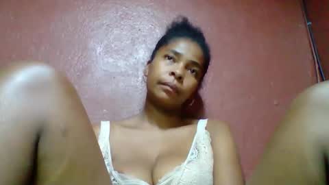 rovaelyah online show from 11/22/25, 07:18