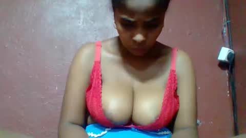 rovaelyah online show from 02/13/26, 07:59