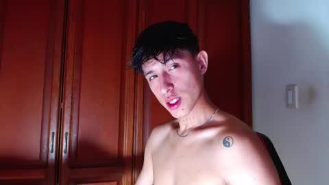 rowanboy23 online show from 09/16/25, 02:23