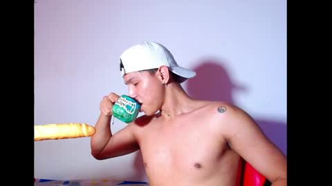 rowanboy23 online show from 05/31/26, 03:52