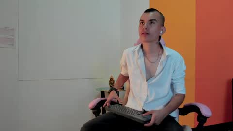 Rowan online show from 04/19/26, 05:34