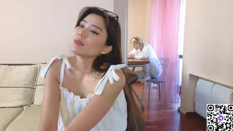 Snapshot of rowenacady chatting on 03/03/25, 06:37 rowenacady online show from 03/03/25, 06:37