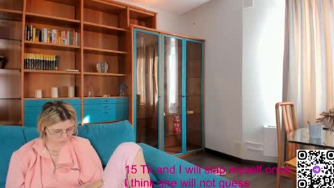 Snapshot of rowenacady chatting on 03/04/25, 09:18 rowenacady online show from 03/04/25, 09:18